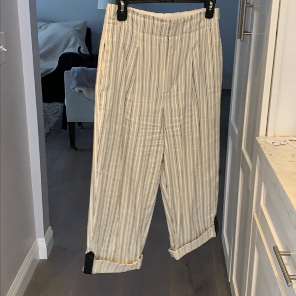 Alice & Olivia crop pants